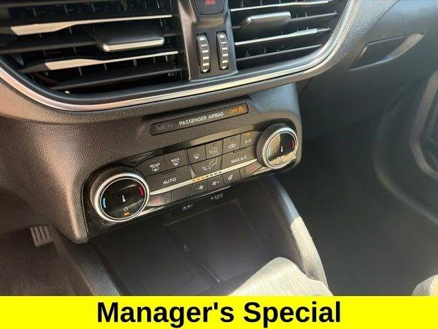 Ford Escape Titanium AWD 2022