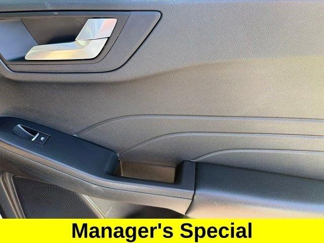Ford Escape Titanium AWD 2022