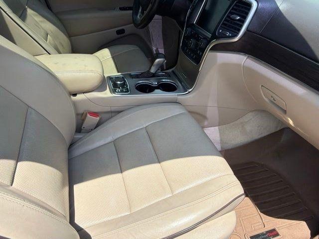 Jeep Grand Cherokee  2017