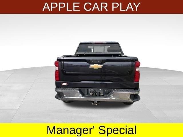 Chevrolet Silverado 1500 LT Crew Cab 4WD 2022