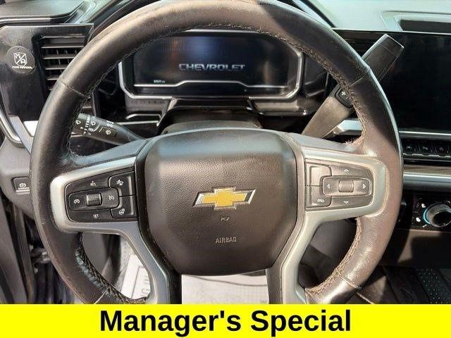 Chevrolet Silverado 1500 LT Crew Cab 4WD 2022