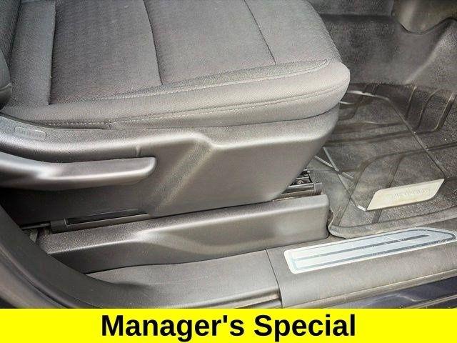 Chevrolet Silverado 1500 LT Crew Cab 4WD 2022