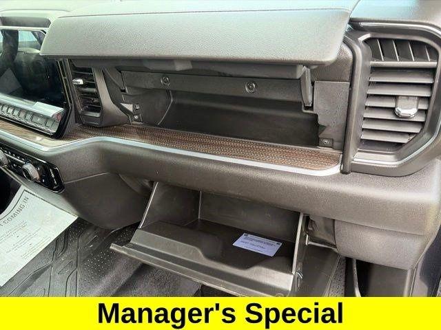 Chevrolet Silverado 1500 LT Crew Cab 4WD 2022