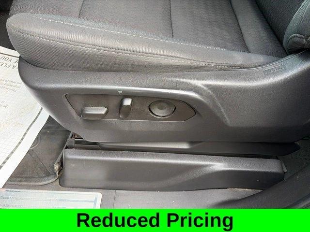 Chevrolet Silverado 1500 LT Crew Cab 4WD 2022