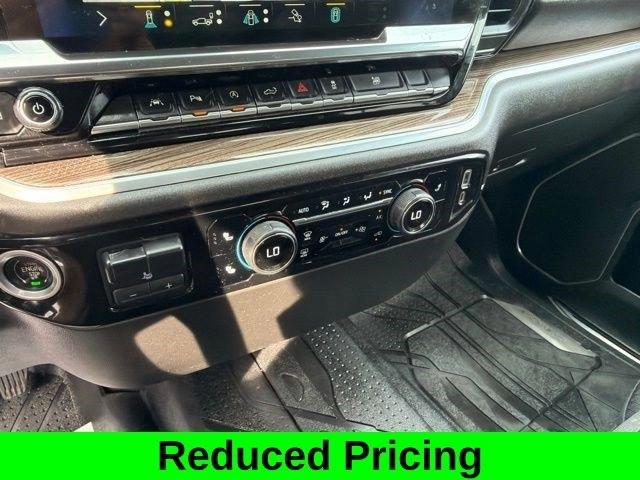Chevrolet Silverado 1500 LT Crew Cab 4WD 2022