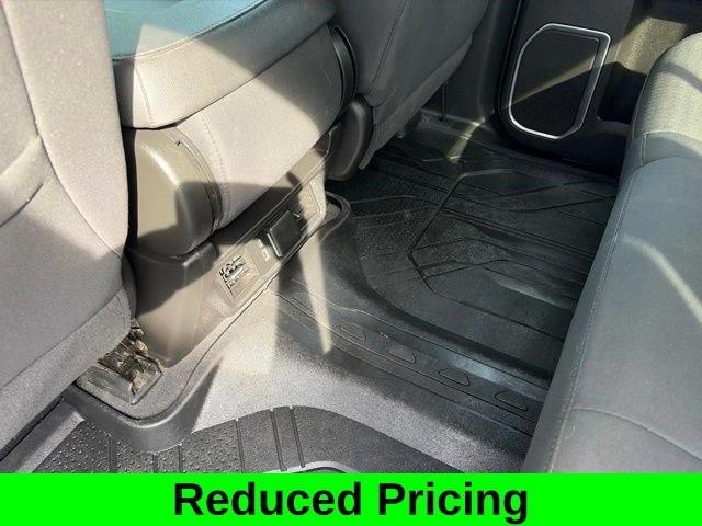 Chevrolet Silverado 1500 LT Crew Cab 4WD 2022