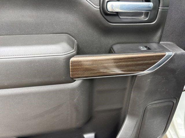 Chevrolet Silverado 1500  2021