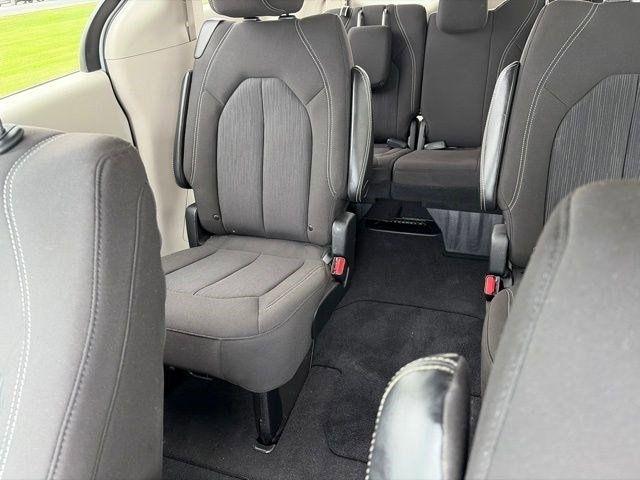 Chrysler Voyager  2022