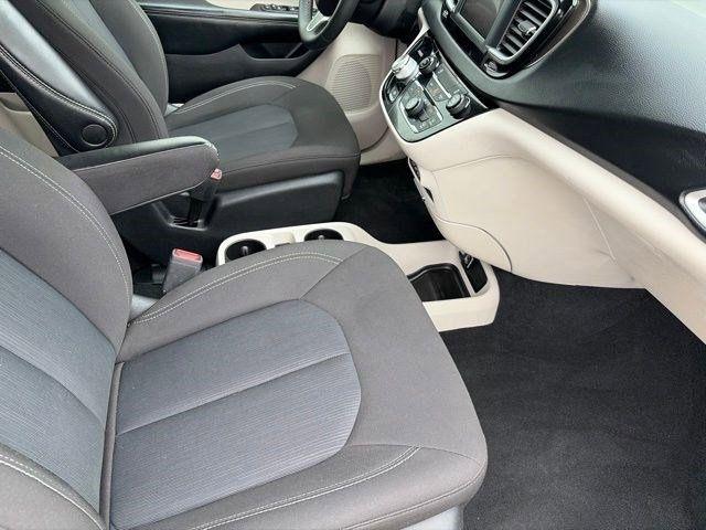 Chrysler Voyager  2022