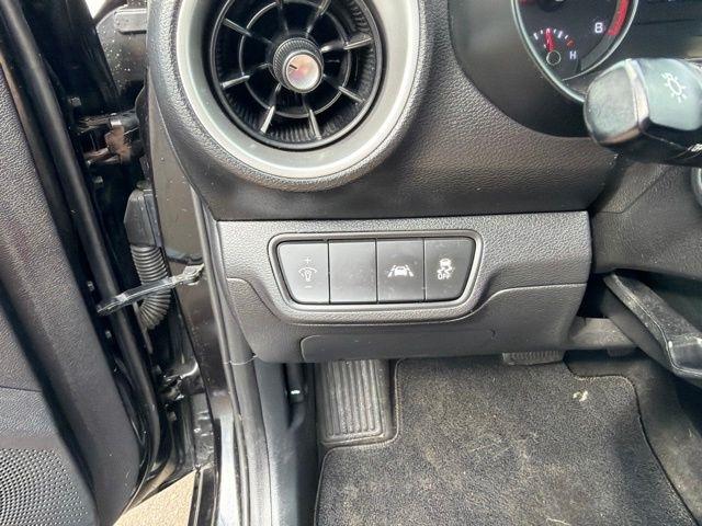 Kia Forte  2021
