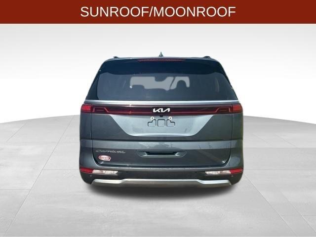 Kia Carnival  2022