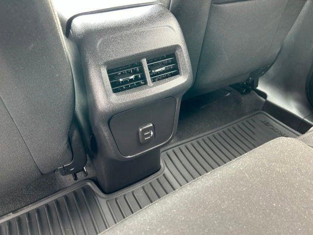 Chevrolet Equinox  2023