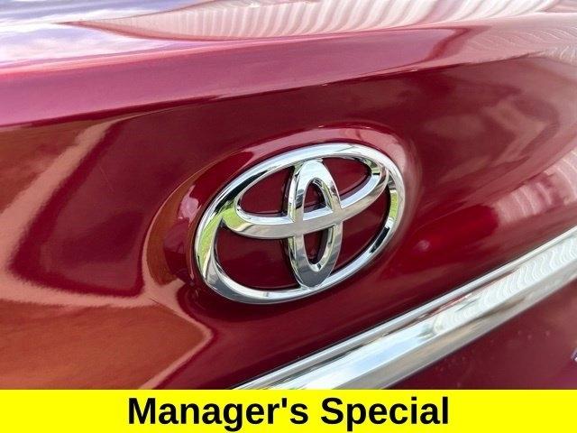 Toyota Camry  2015