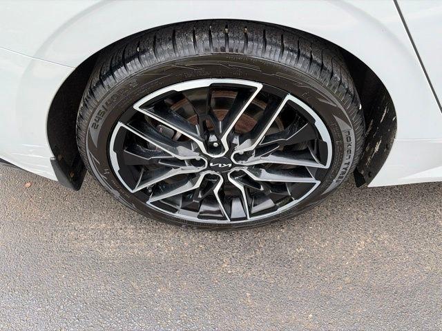 Kia K5  2023