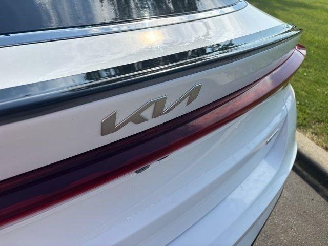 Kia K5  2023
