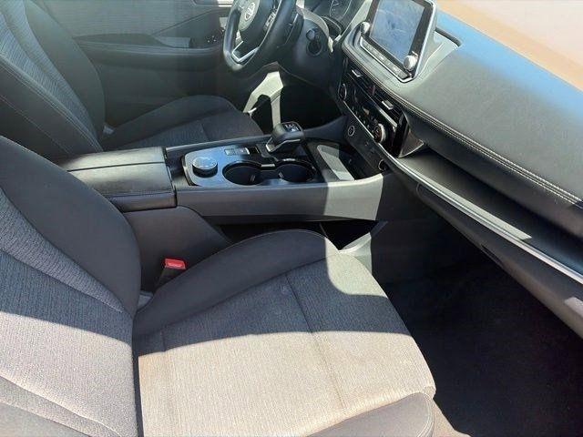 Nissan Rogue  2021