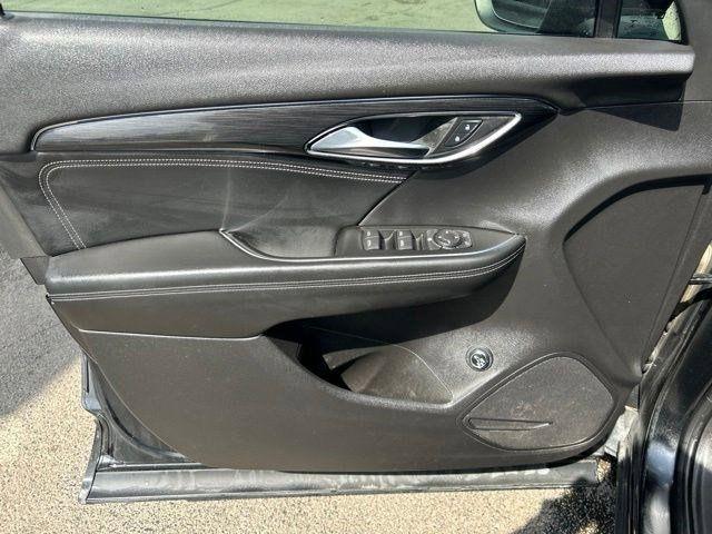 Buick Envision  2022