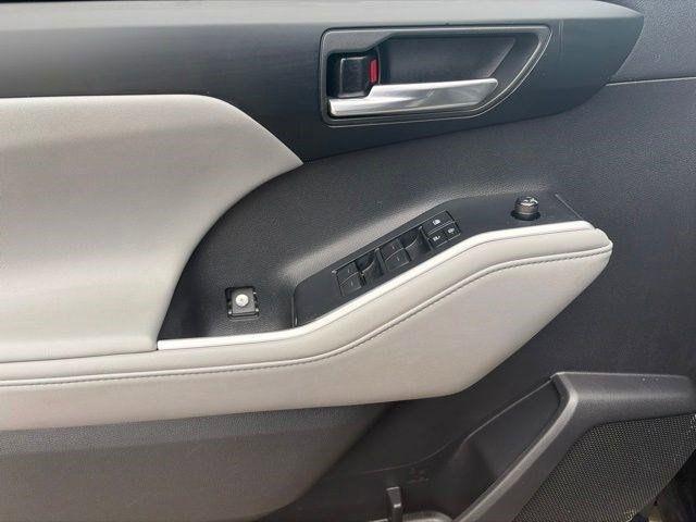 Toyota Highlander  2020