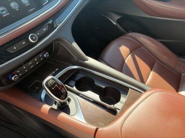 Buick Enclave  2018