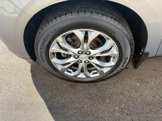 Buick Enclave  2018