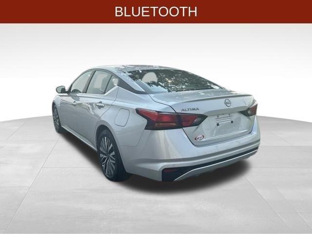 Nissan Altima  2025