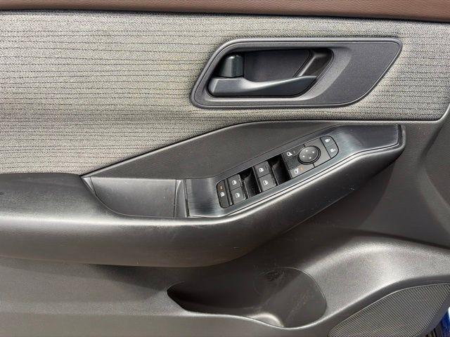 Nissan Rogue  2023