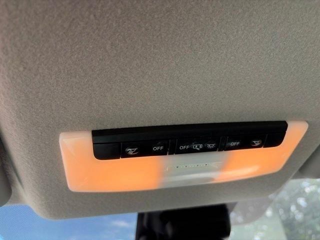 Nissan Versa  2023