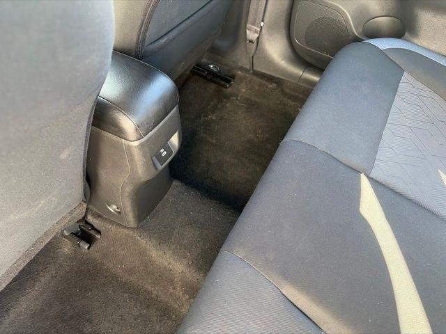 Nissan Versa  2023