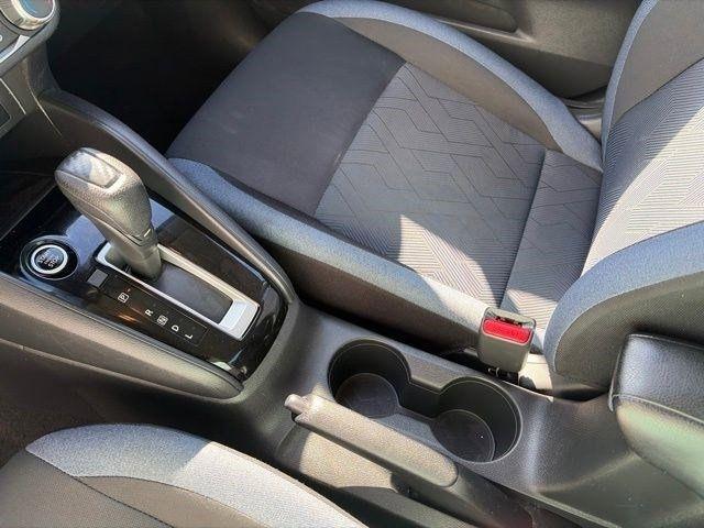 Nissan Versa  2023