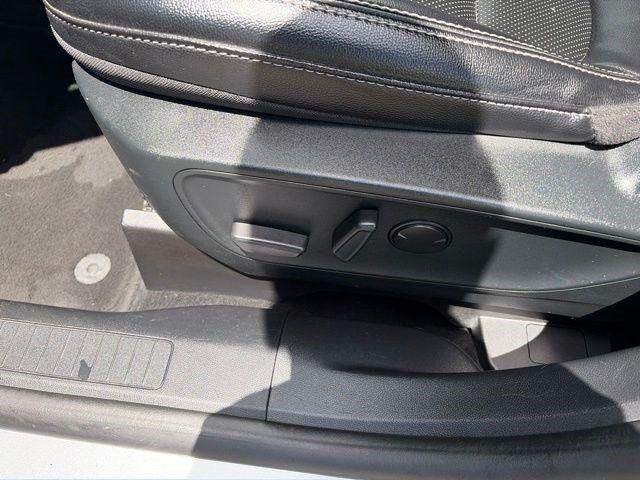 Ford Escape  2022