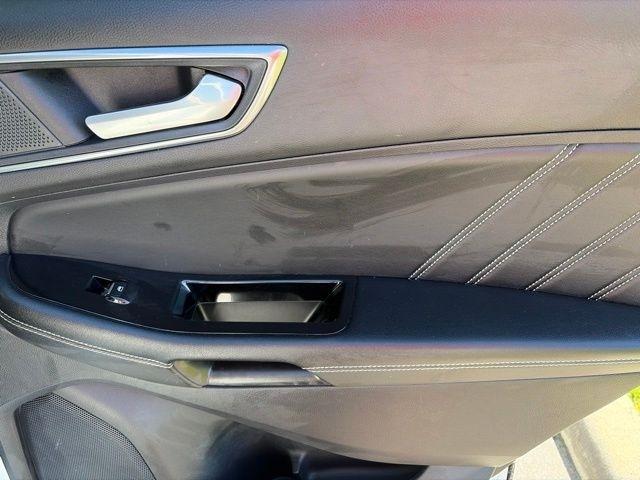 Ford Edge  2020