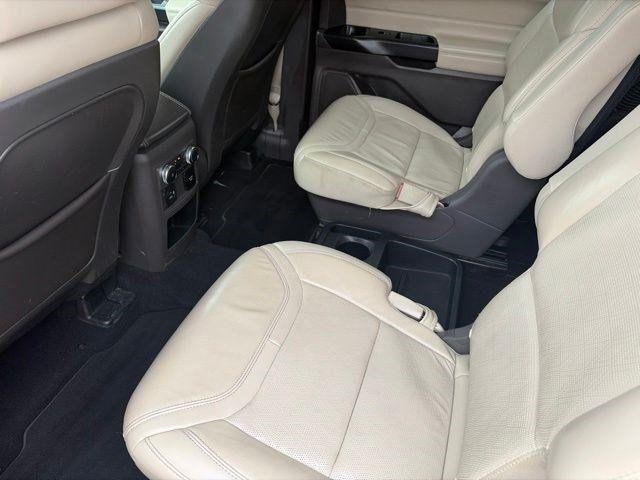 Ford Explorer  2020