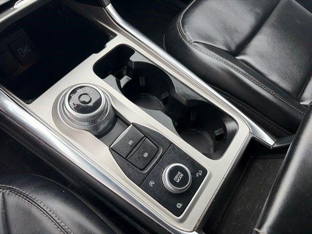 Ford Explorer  2021