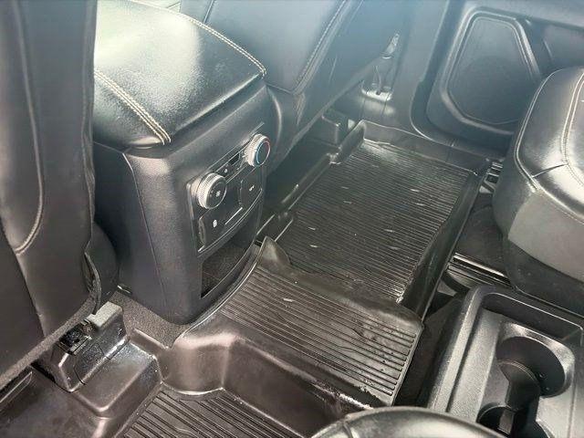 Ford Explorer  2021