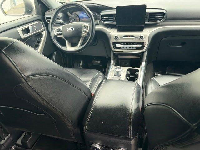 Ford Explorer  2021