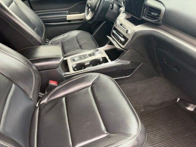 Ford Explorer  2021