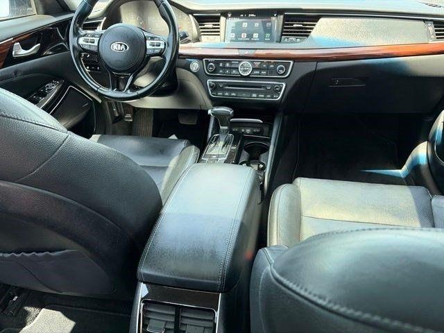 Kia Cadenza  2017