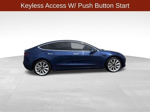 Tesla Model 3  2018