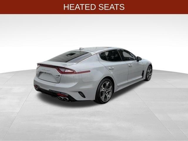 Kia Stinger  2021