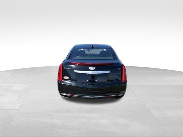 Cadillac XTS  2016