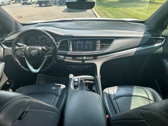 Buick Enclave  2022