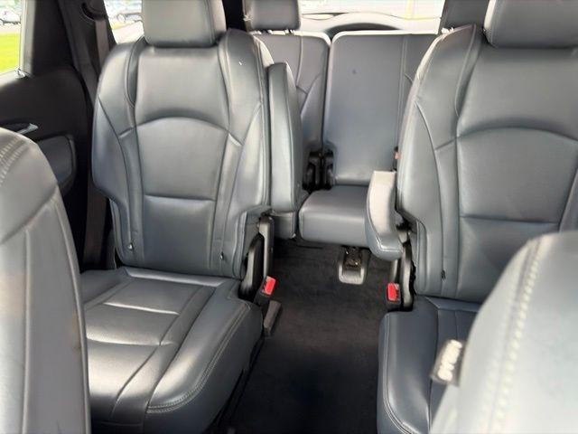 Buick Enclave  2022