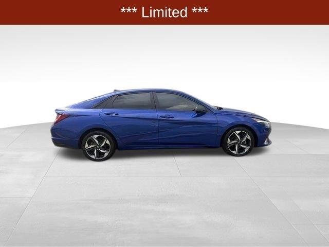 Hyundai Elantra  2023