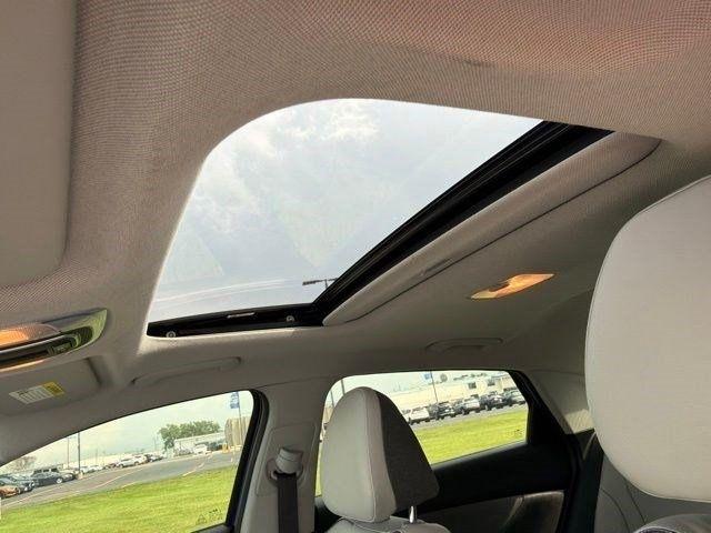Hyundai Elantra  2023
