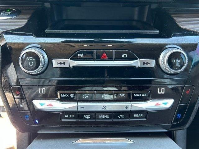 Ford Explorer  2021