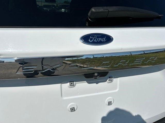 Ford Explorer  2021