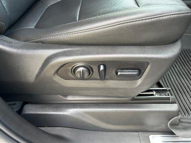 Chevrolet Silverado 1500  2021