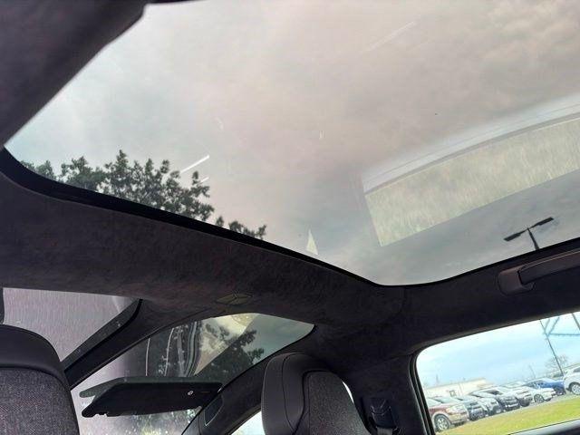 Lucid Air  2024