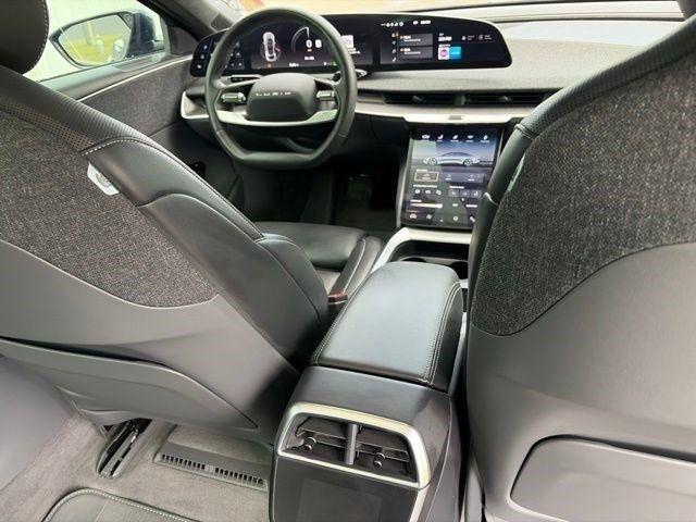 Lucid Air  2024