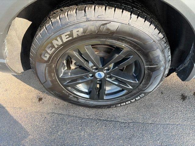 Ford Explorer  2022